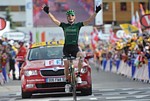Pierre Rolland gagne la dix-neuvi�me �tape du Tour de France 2011